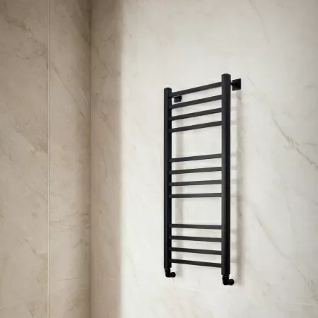 Полотенцесушитель водяной Comfysan Пиоли-К (Pioli-K) W-10 100/40, черный