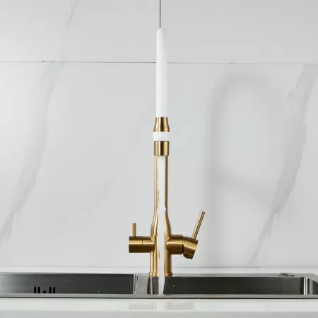 Смеситель для кухни с гибким изливом и подключением фильтра Shevanik S378G, золотой сатин/белый