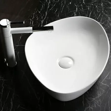 Раковина CR0021C накладная, белая, треугольная 500х400х160  Ceruttispa